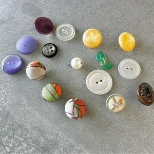 Lot of vintage buttons and details..